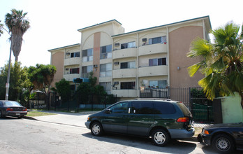 Kenmore Apartments in Los Angeles, CA - Building Photo - Building Photo