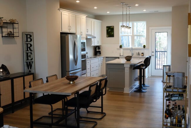 1612 Levy Wy in Charlotte, NC - Building Photo - Building Photo