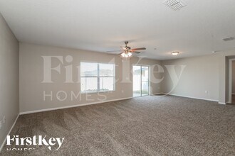 3438 Canyon Falls Dr, Unit 2 in Green Cove Springs, FL - Foto de edificio - Building Photo