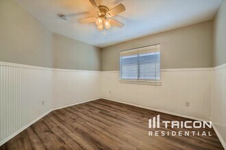 5451 Pecan Creek Cir in Fort Worth, TX - Building Photo - Building Photo