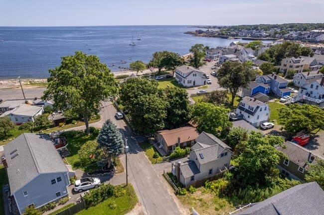 property at 5 White Way