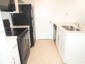 4581 W McNab Rd in Pompano Beach, FL - Building Photo - Building Photo