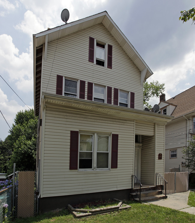 245 Heberton Ave in Staten Island, NY - Building Photo - Building Photo