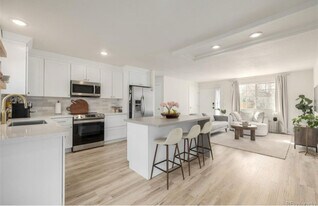 16397 E Wyoming Dr in Aurora, CO - Building Photo