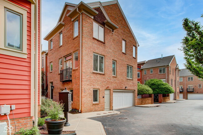 property at 536 Allard Pl