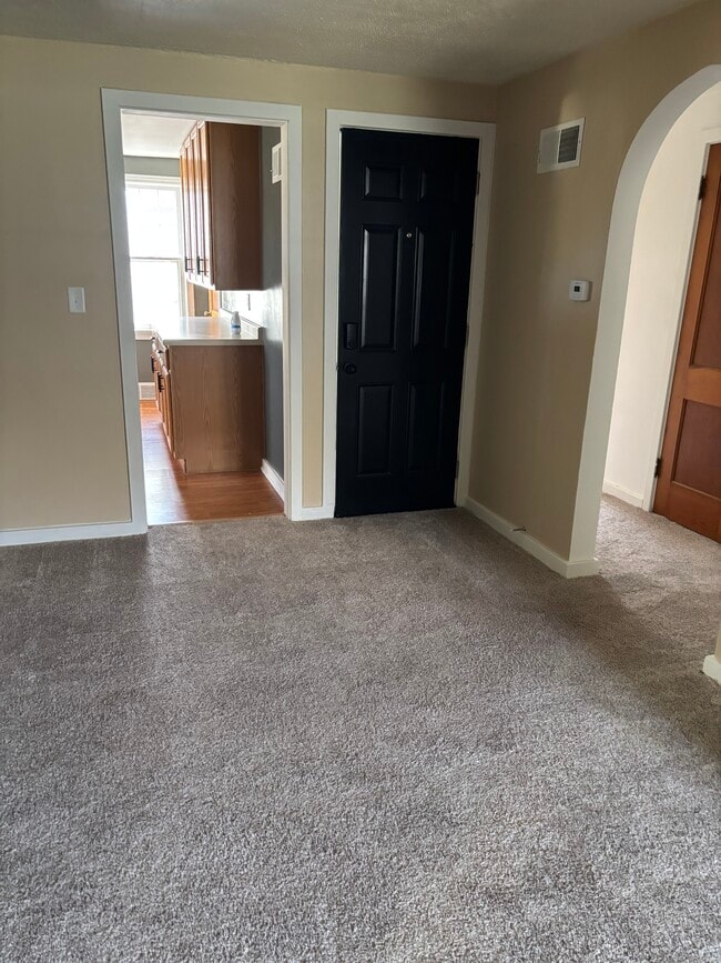 419 Edward St, Unit 419 in Burlington, WI - Foto de edificio - Building Photo
