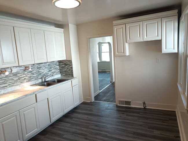 property at 4532 W Eggert Pl.