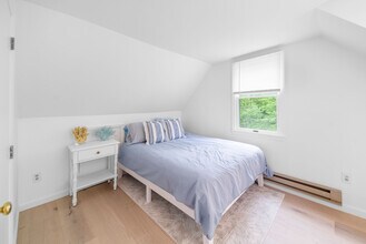 93 Twin Hill Rd, Unit 2 in East Falmouth, MA - Building Photo - Building Photo