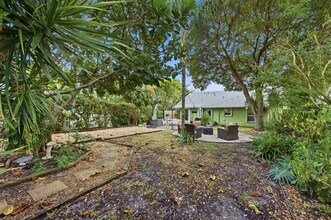 117 S Palmway in Lake Worth Beach, FL - Building Photo - Building Photo