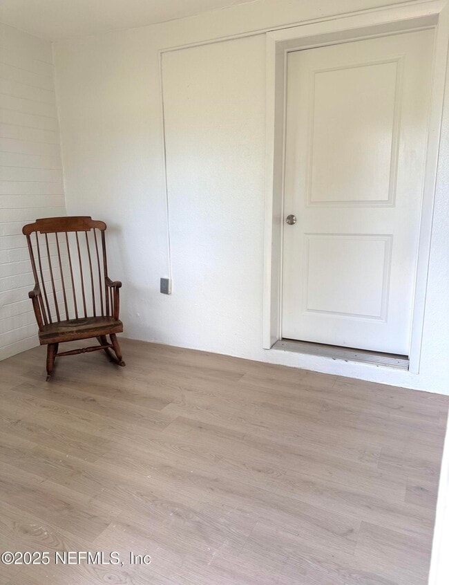 2584 Wisteria St in Jacksonville, FL - Building Photo - Building Photo