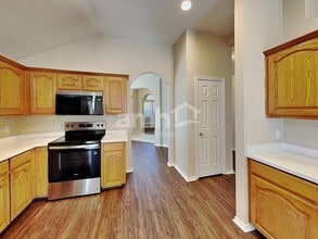 909 Remington Dr in Saginaw, TX - Foto de edificio - Building Photo