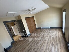 50 Walnut St in Oberlin, OH - Building Photo