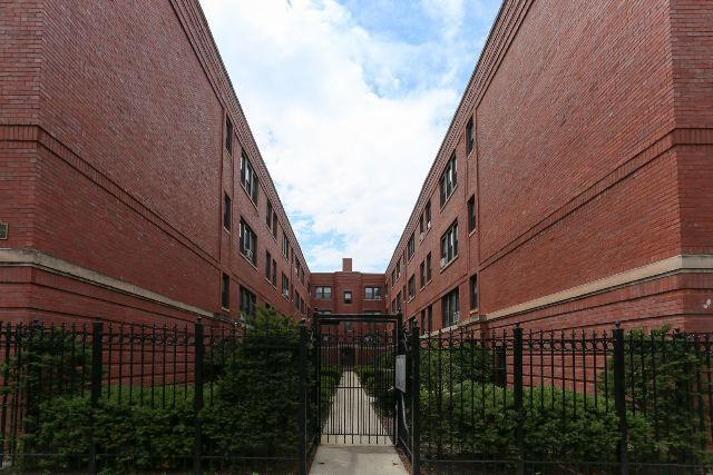 property at 5740 N Winthrop Ave