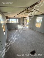 5600 W Kilgore Ave in Muncie, IN - Building Photo