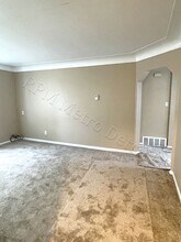8203 Paige Ave in Warren, MI - Building Photo - Building Photo