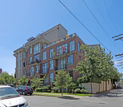 Soma Lofts in Vancouver, BC - Building Photo - Building Photo