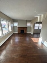 4720 Rockwood Rd in Garfield Heights, OH - Building Photo - Building Photo