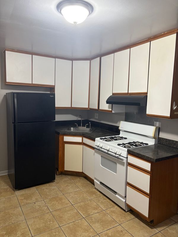 4957 Hull St in Skokie, IL - Building Photo - Building Photo