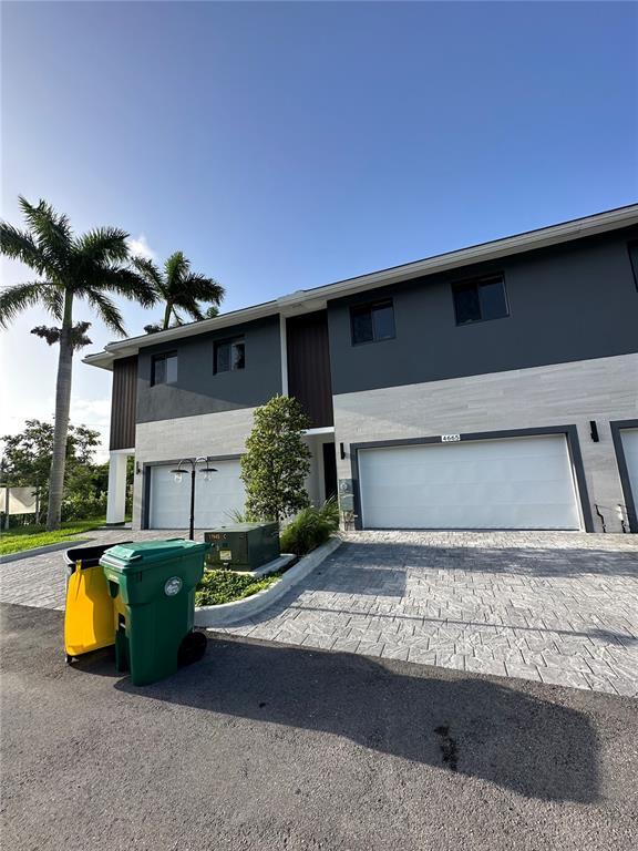 4627 SW 32nd Ave in Fort Lauderdale, FL - Building Photo - Building Photo