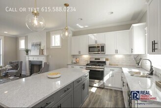 120 8th Ave in Columbia, TN - Building Photo - Building Photo