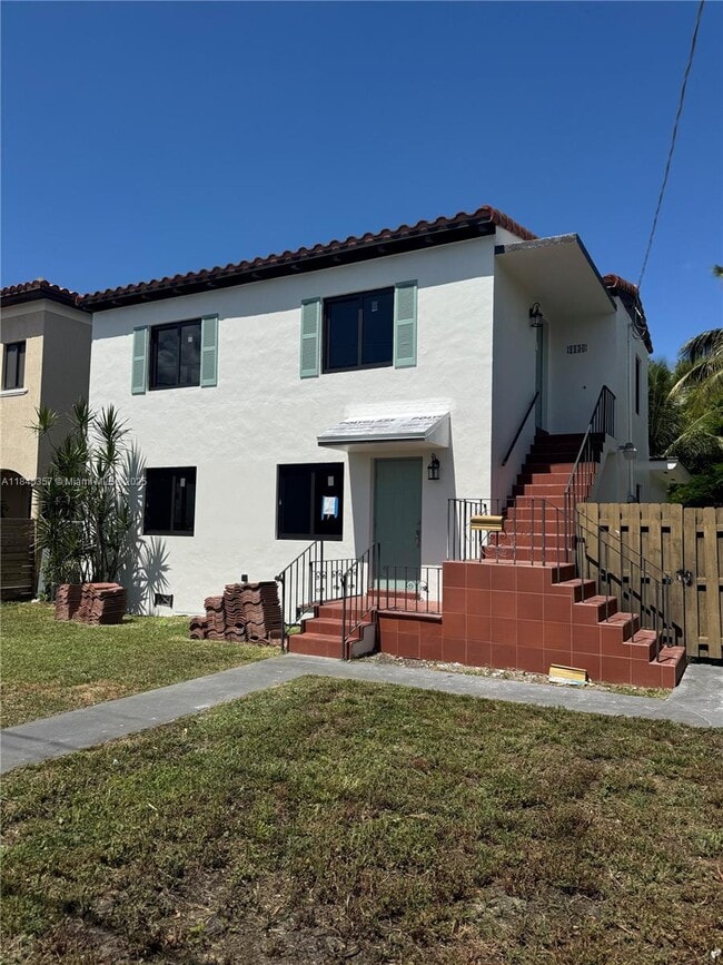 1136 SW 12th Ct in Miami, FL - Building Photo - Building Photo