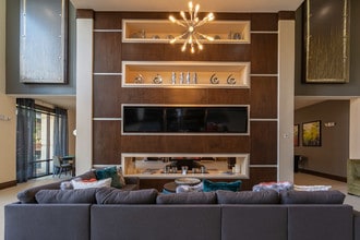 The Four in Jacksonville, FL - Building Photo - Building Photo