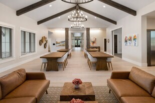 Cadence at Bainbridge in Meridian, ID - Building Photo