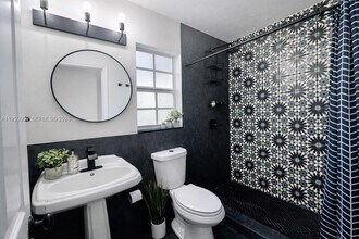 1012 NE 17th Ct in Fort Lauderdale, FL - Building Photo - Building Photo