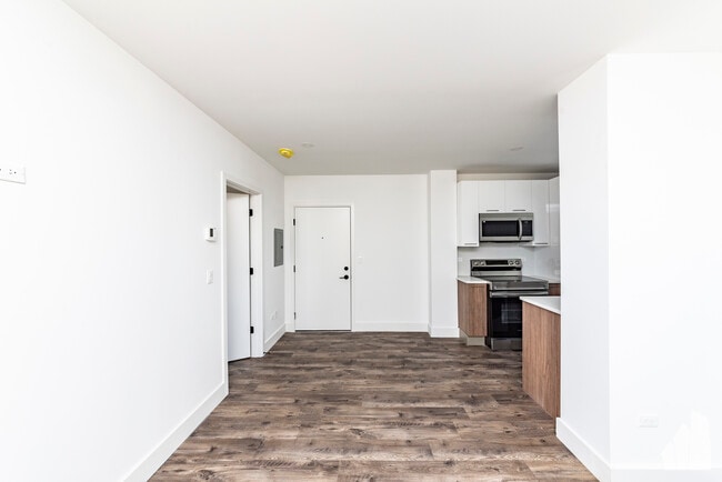 934 W Carmen Ave, Unit Unit 002