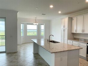 14071 Heritage Landing Blvd, Unit 342 in Punta Gorda, FL - Building Photo - Building Photo