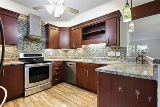 1350 Overlook Cove SE in Smyrna, GA - Building Photo - Building Photo