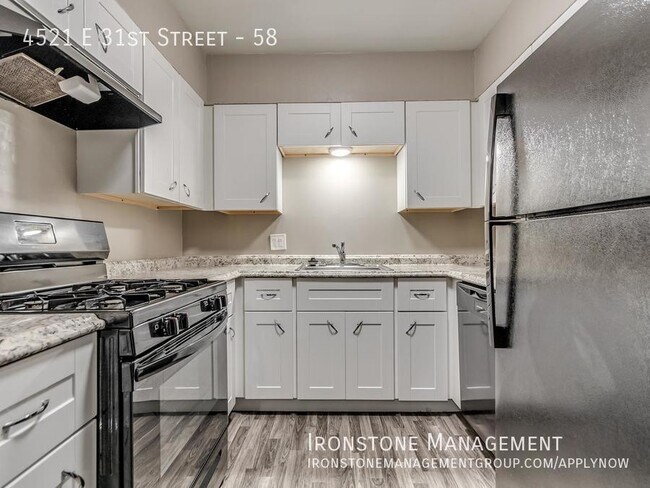 4521 E 31st St, Unit 58 in Tulsa, OK - Building Photo - Building Photo