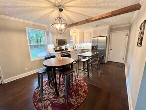 1518 Columbia Cir in Decatur, GA - Building Photo - Building Photo