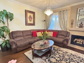 76 Rue Du Chateau in Aliso Viejo, CA - Building Photo - Building Photo