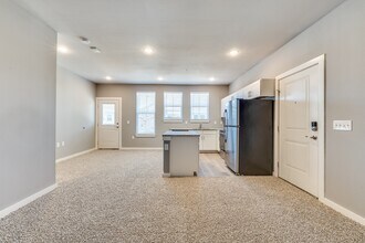 Four Cedars in Gunter, TX - Foto de edificio - Building Photo