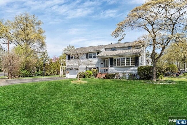 property at 542 Nagle St