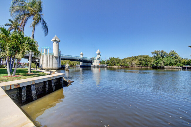 170 Horizon St E in Boynton Beach, FL - Building Photo - Building Photo