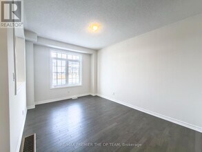 67 Lawrence D. Pridham Ave in New Tecumseth, ON - Building Photo - Building Photo