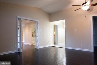 6222 Blossom Ln in Alexandria, VA - Building Photo - Building Photo