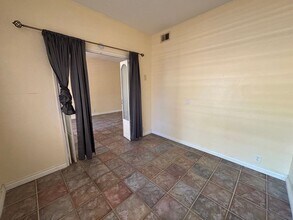 9 Silktassel, 147 in Rancho Santa Margarita, CA - Building Photo - Building Photo