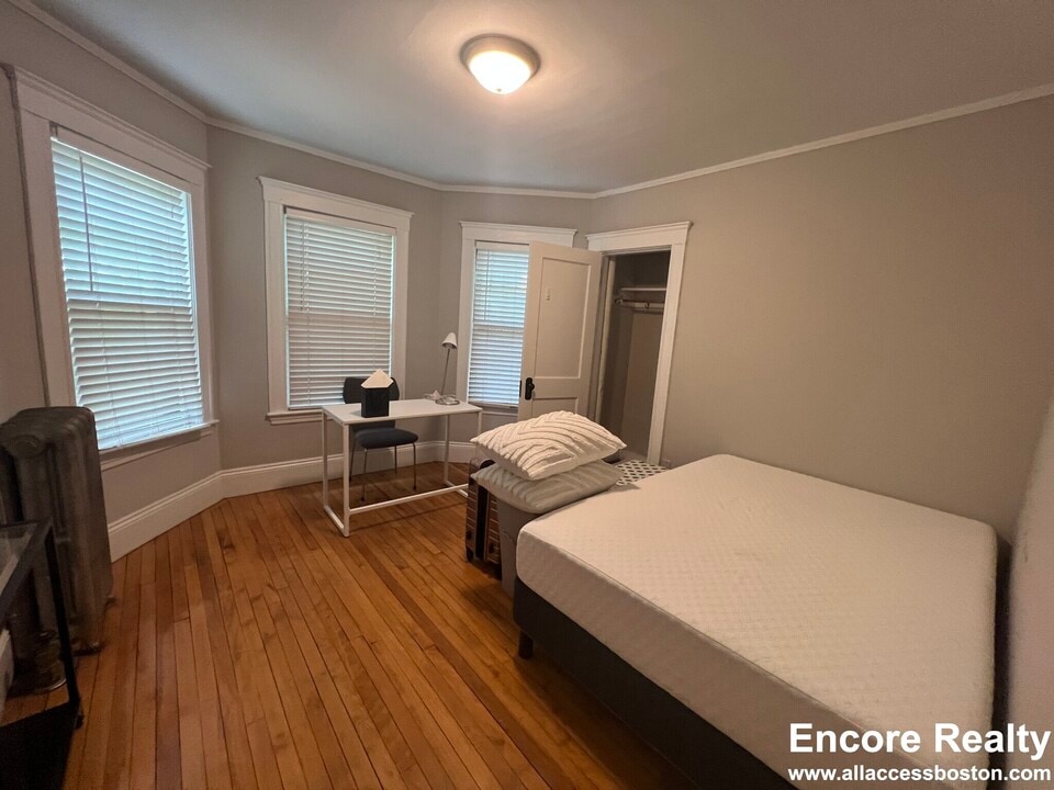 8 Story St, Unit #13 - 8 in Cambridge, MA - Building Photo