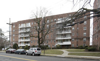 Pelham Pointe in New Rochelle, NY - Foto de edificio - Building Photo