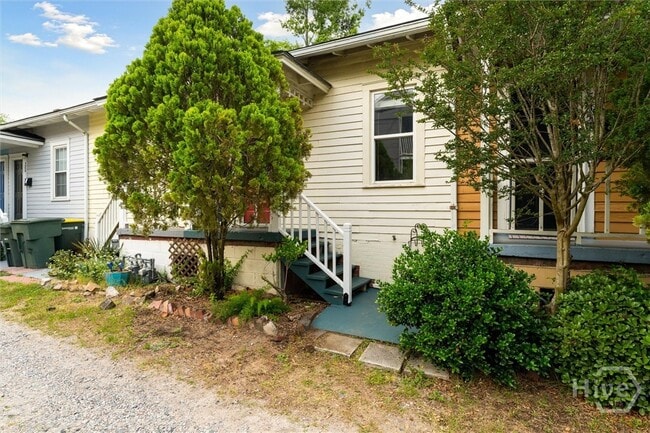 530 E Gordon Ln in Savannah, GA - Building Photo - Building Photo
