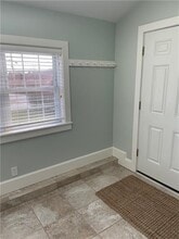 102 3rd Beach Rd in Middletown, RI - Building Photo - Building Photo