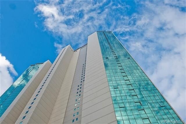 1177 Queen St-Unit -2601 in Honolulu, HI - Building Photo - Building Photo