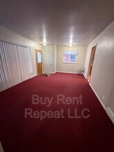 23344 Panama Ave in Warren, MI - Building Photo - Building Photo