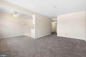 707 Red Lion Rd in Philadelphia, PA - Building Photo - Building Photo