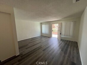 51099 Eisenhower Dr, Unit 4 in La Quinta, CA - Building Photo - Building Photo