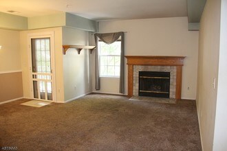3203 Schindler Ln-Unit -203 in Wayne, NJ - Building Photo - Building Photo