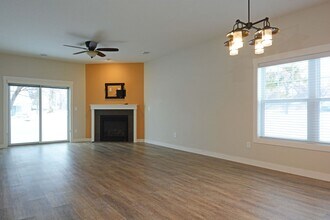 14903 Carol Ct in Rosemount, MN - Building Photo - Building Photo